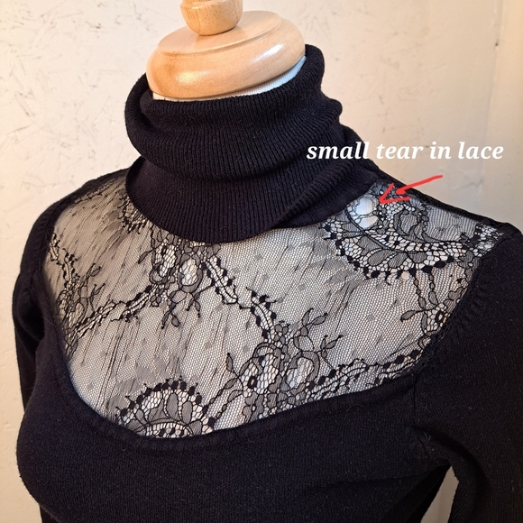 Urban Behavior | Black turtleneck sweater with chest / back lace cut out - Picture 6 of 11